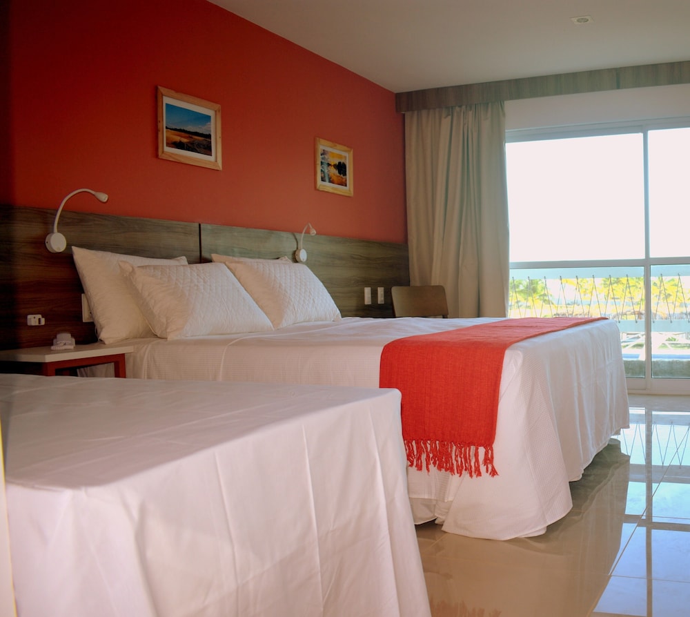 Superior Room, Sea View - Photo 1