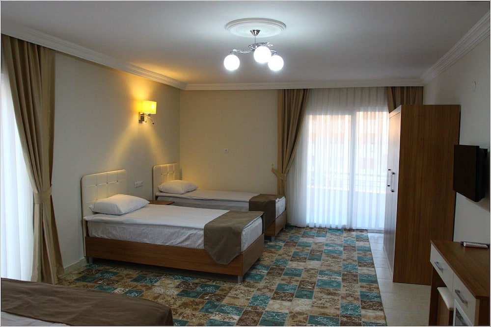 Standard Double Or Twin Room photo 2