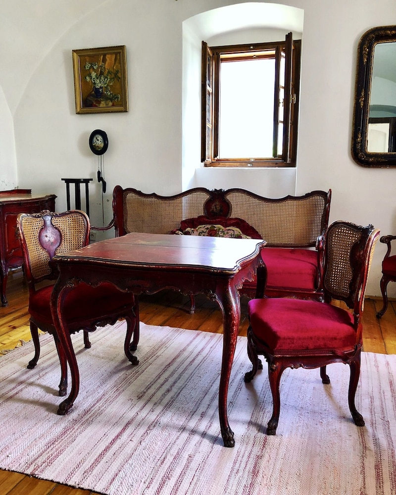 Deluxe Room, 1 King Bed with Sofa bed, Non Smoking, Garden View (Duplex) photo 1