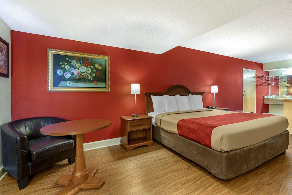 Suite, 1 King Bed, Non Smoking