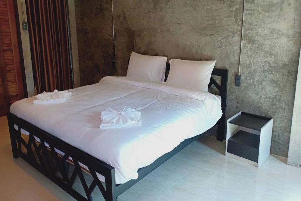 Deluxe Double Room - Photo 7