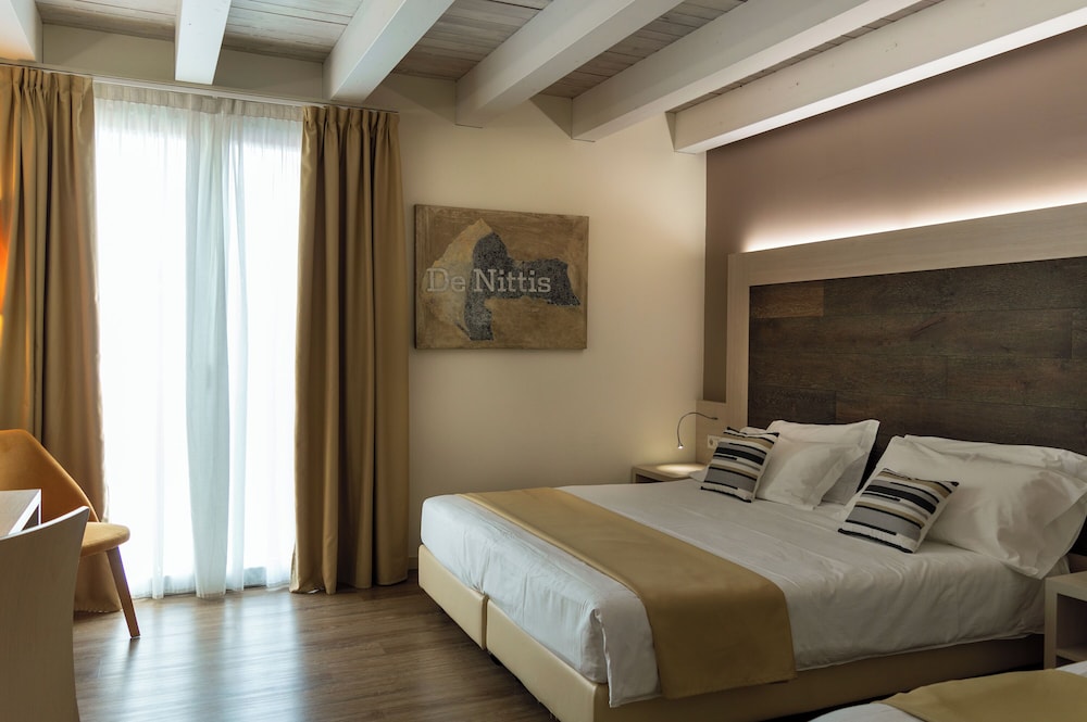 Superior Triple Room - Photo 8