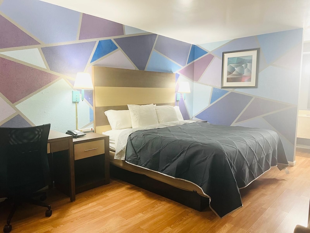 Standard Room, 1 King Bed, Non Smoking
