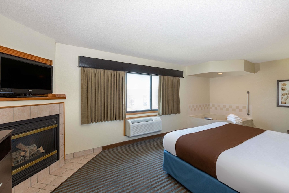 Deluxe Suite, 1 King Bed, Non Smoking