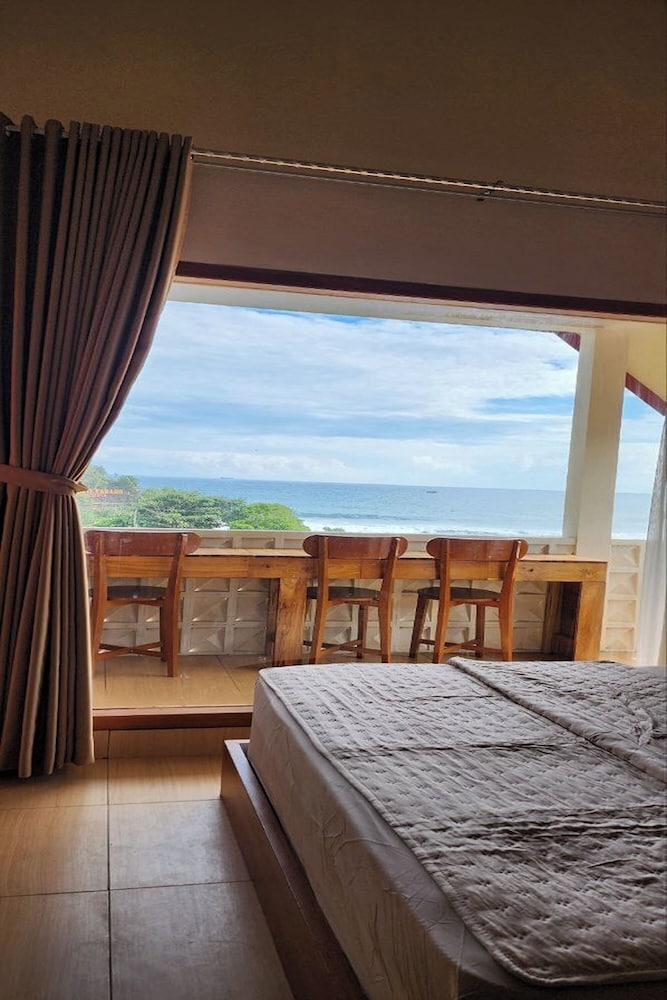 Standard Villa, Beach View photo 3