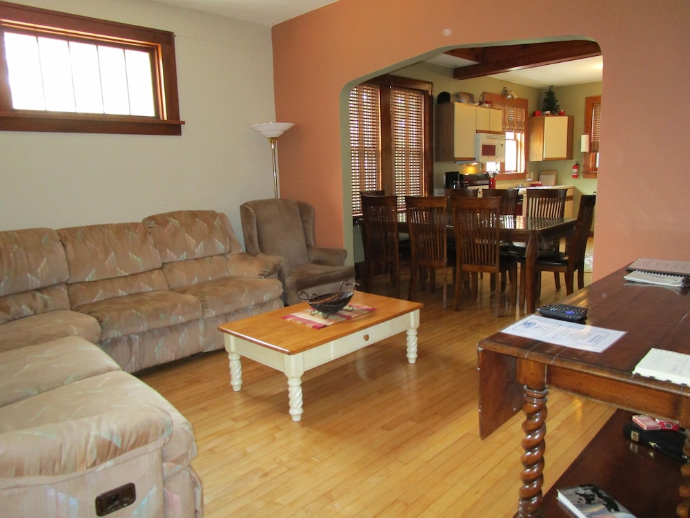 Standard House, Multiple Beds, Non Smoking (Active Lakeview Escape) photo 2