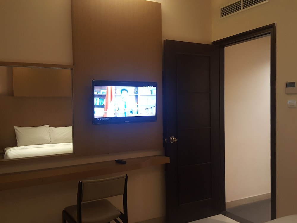 Suite - Photo 6