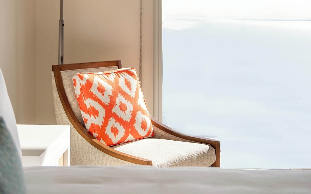 Room, 1 King Bed, Harbor View - Photo 6