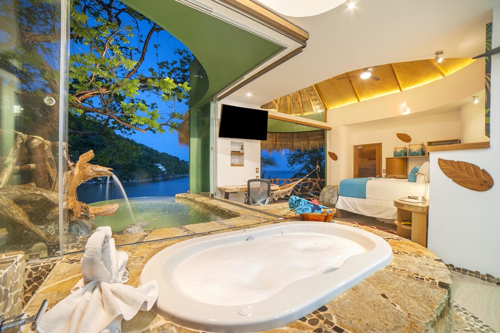 Tree Love Nest-ocean View