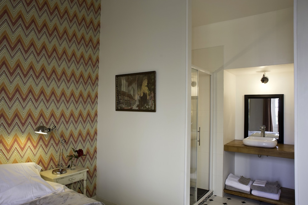 Double Or Twin Room (Zigzag) photo 2