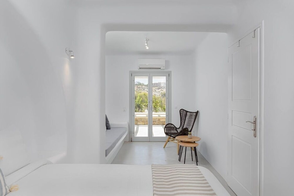 Two bedroom Suite by Koumi Homes Mykonos photo 1