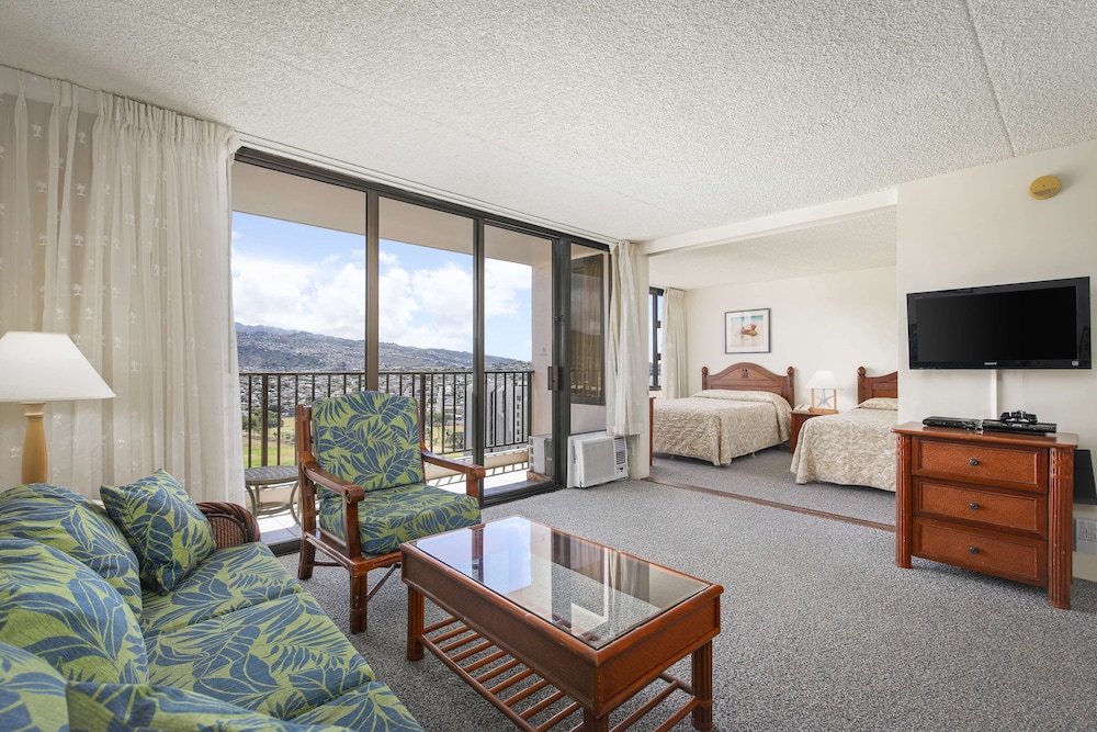 Deluxe Room, 1 Bedroom, Mountain View - Photo 10
