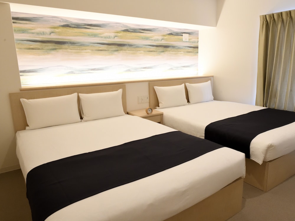 Luxury Family Room, Non Smoking - Photo 2