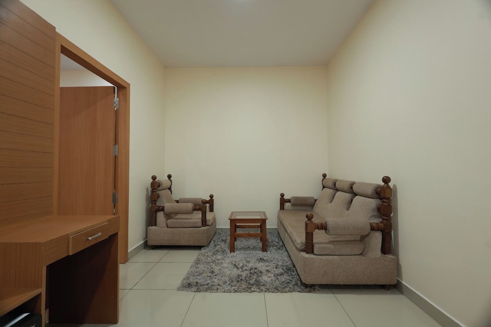 Deluxe Twin Room, City View photo 3