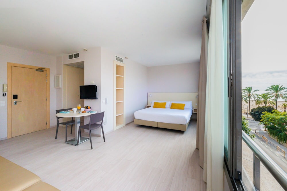 Superior Apartment, Partial Sea View (1- 2 pax) - Photo 1