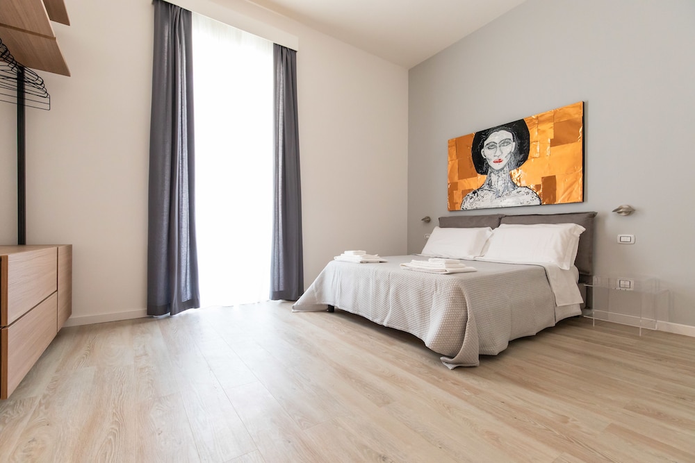 Junior Room, 1 Double Bed with Sofa bed, Non Smoking, City View