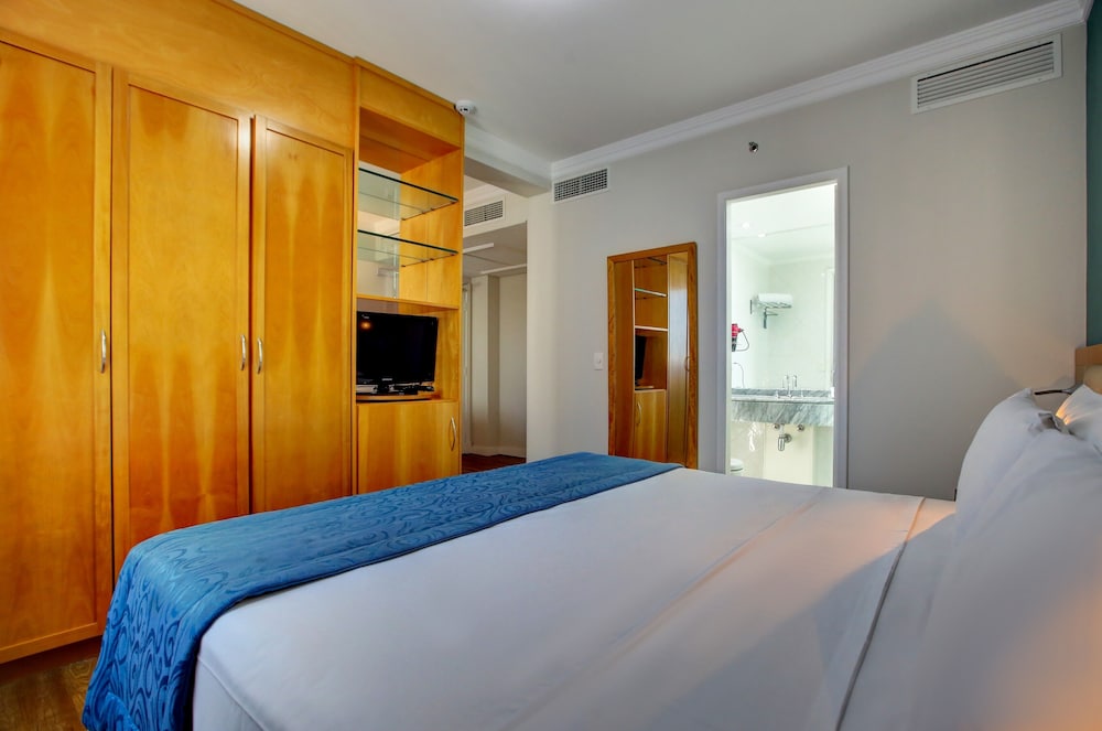 Deluxe Suite, 1 King Bed