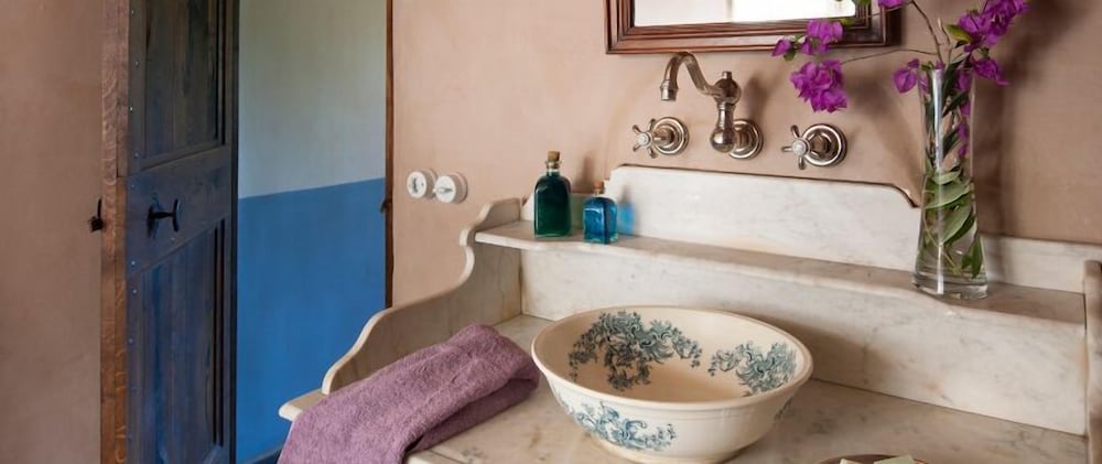 Junior Double Room, Vineyard View