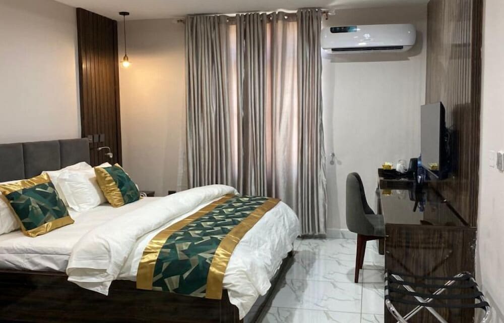 Standard Room, Balcony, City View