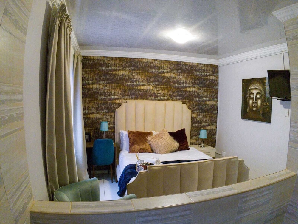 Deluxe Double Room, 1 Bedroom photo 1