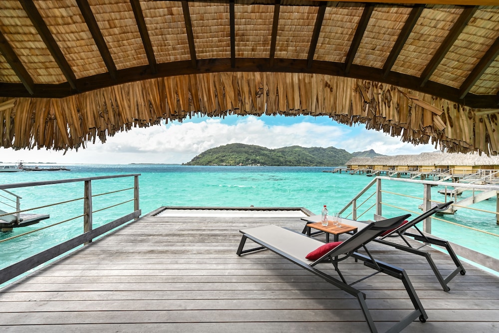 Bungalow, Overwater