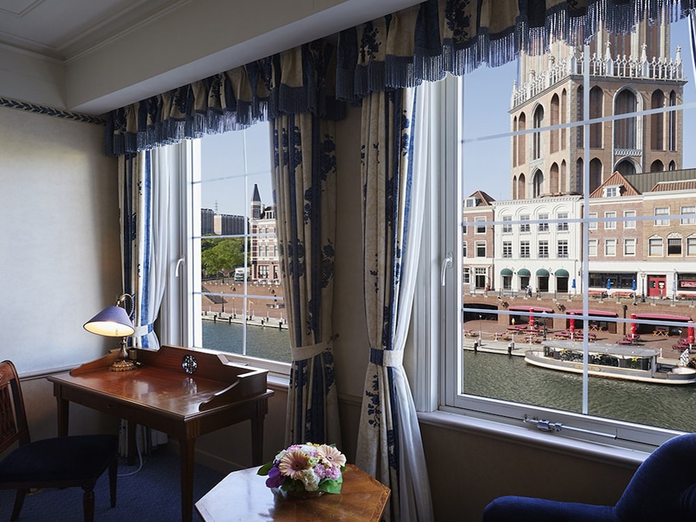 Deluxe Twin Room, Non Smoking, City View photo 2