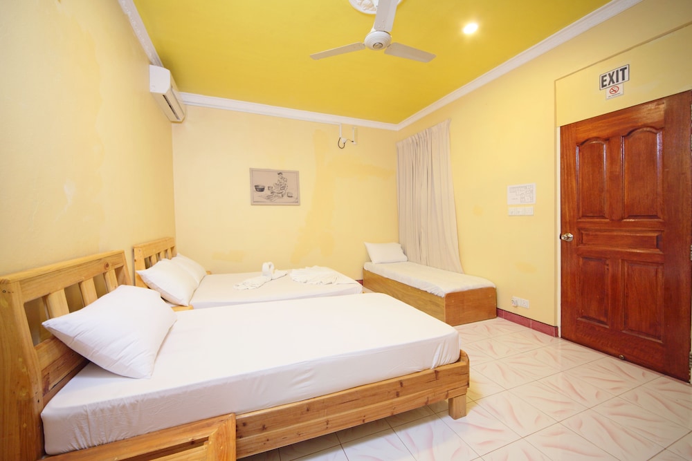 Deluxe Room (With Excursions) photo 2