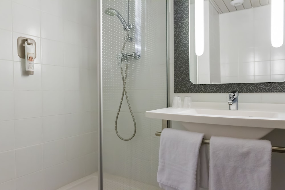 Comfort Room, 1 Double Bed - Photo 6
