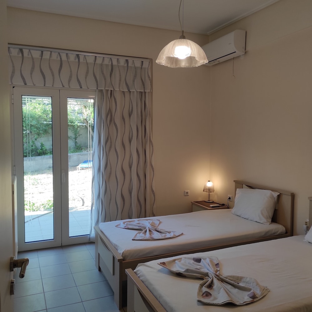 Villa, 3 Bedrooms, Smoking, Terrace