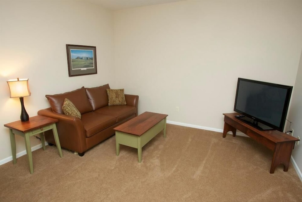 Standard Townhome, 4 Bedrooms, Non Smoking photo 3