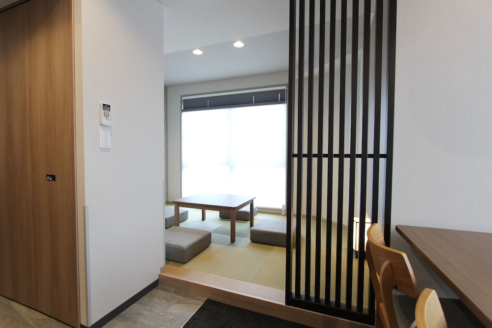 Deluxe Japanese Room, Non Smoking photo 2