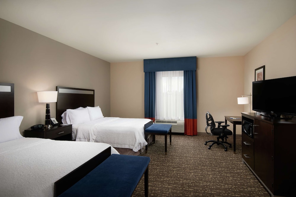 Room, 2 Queen Beds, Accessible, Non Smoking photo 1
