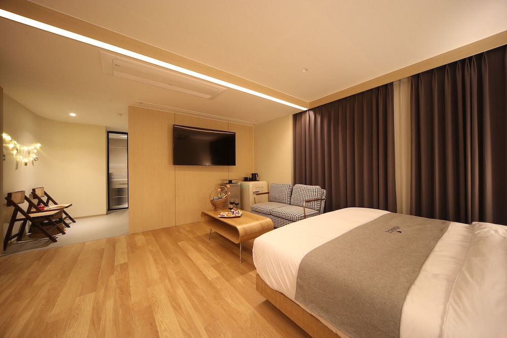 Cozy Room