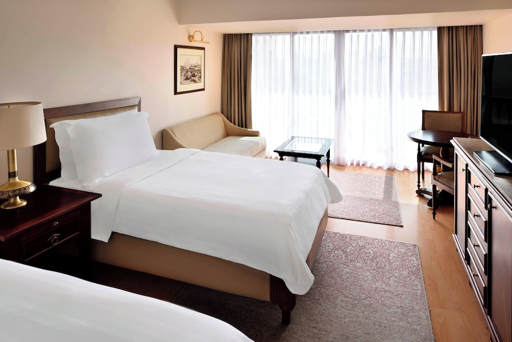 Deluxe Room, 1 Double Bed, Club Lounge Access