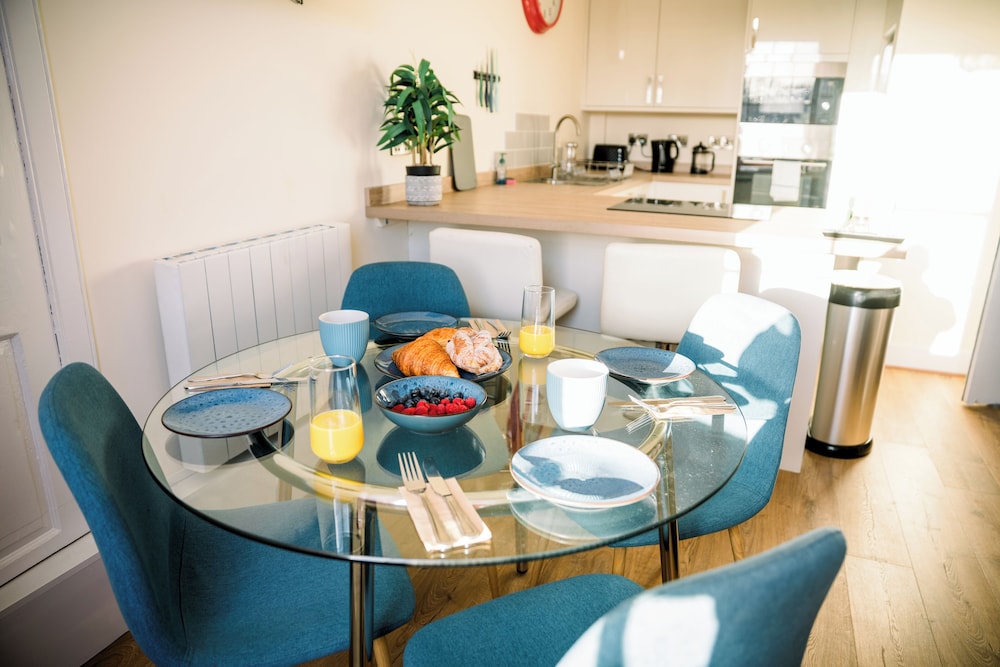 3 bed on Picturesque Victoria Street