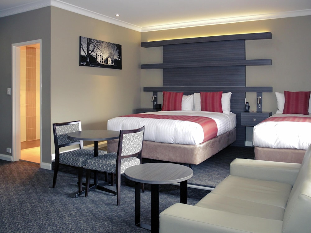 Deluxe Suite, Multiple Beds photo 2