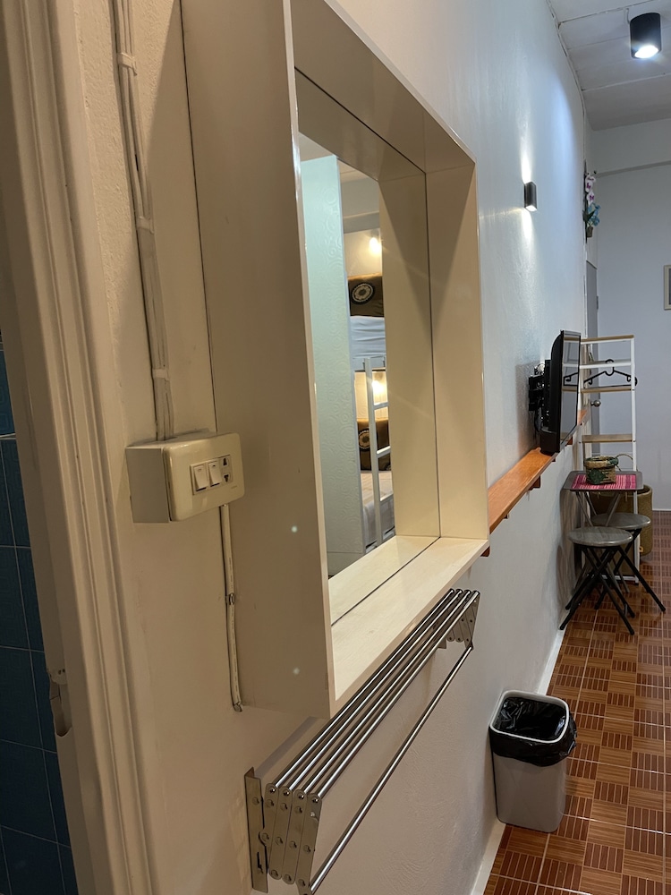 Acozy Suite 2 Pax With 1 Private Internal Bathroom photo 3