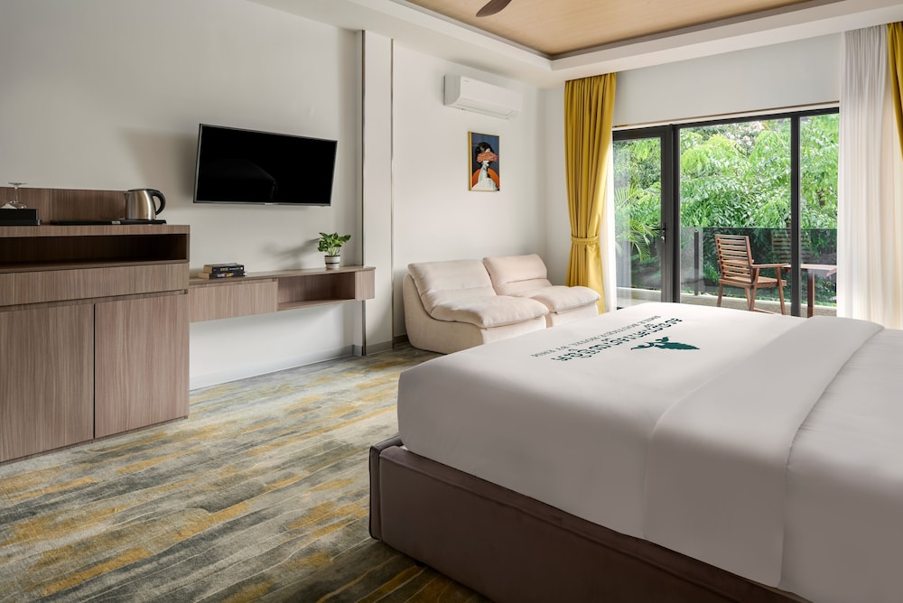 Deluxe Double with Balcony