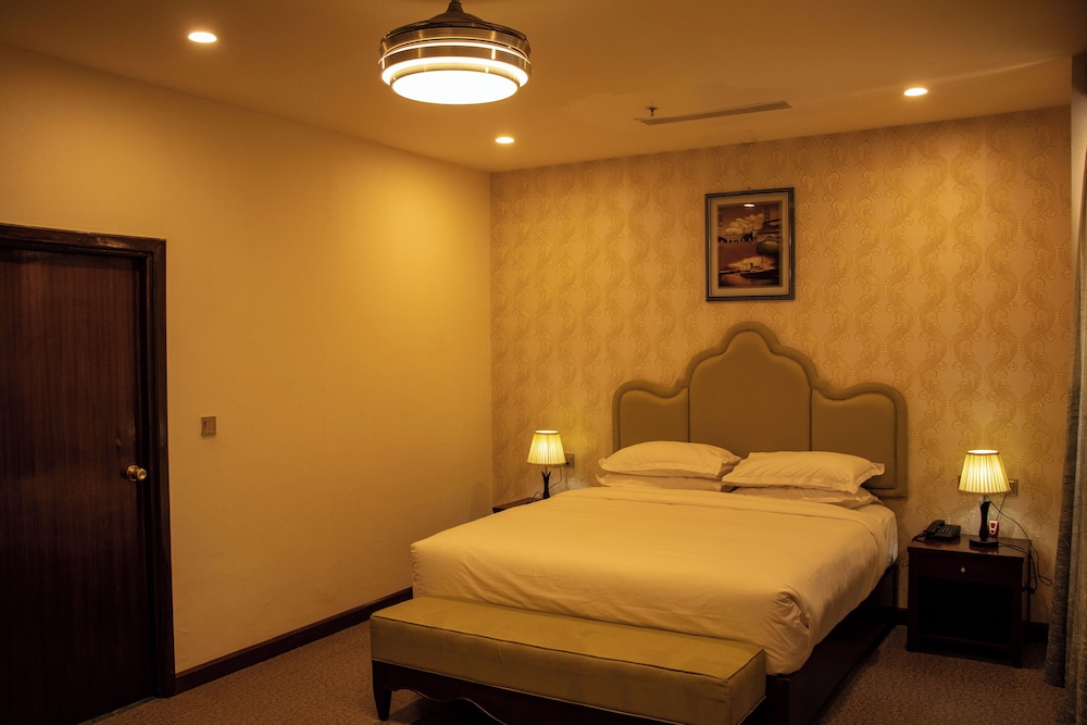 Presidential Suite