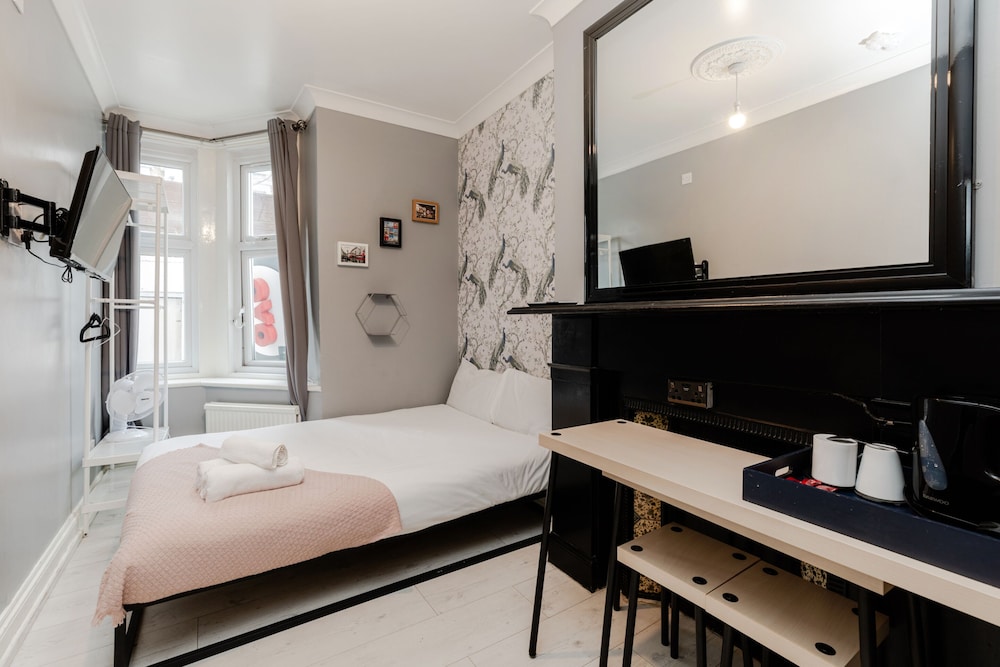Double Room, Ensuite photo 3