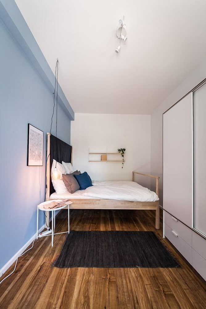 Family Apartment, 1 Queen Bed with Sofa bed (53m²) photo 2