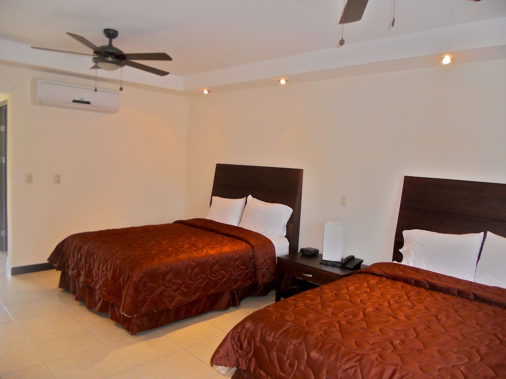 Deluxe Double Room photo 2