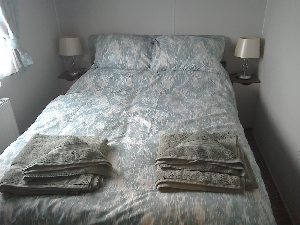 Deluxe Mobile Home, Private Bathroom photo 3
