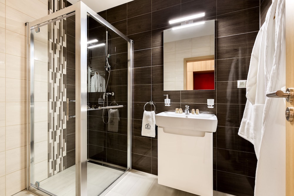 Luxury Studio Suite photo 2