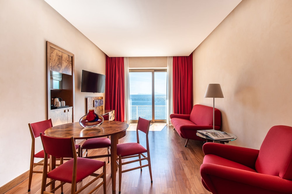 Junior Suite, Balcony, Sea View (Gio Ponti) thumbnail 5