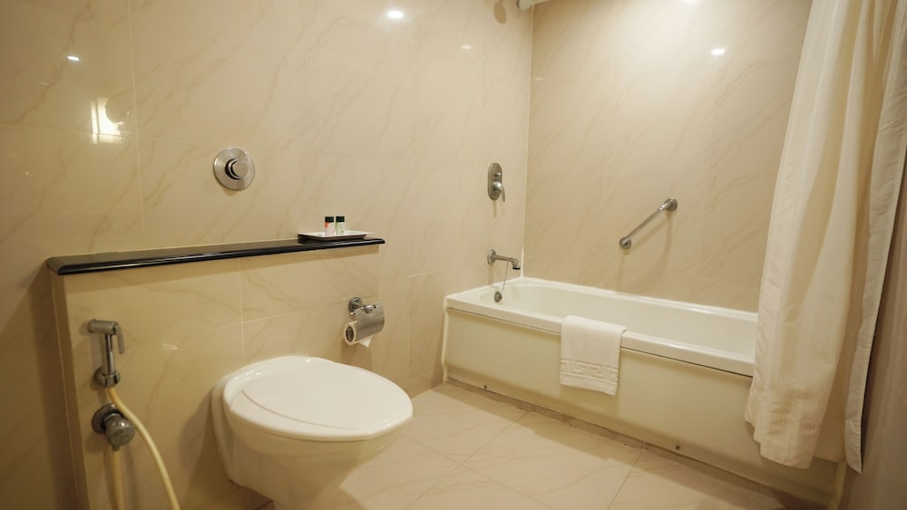 Executive Twin Room - Photo 5