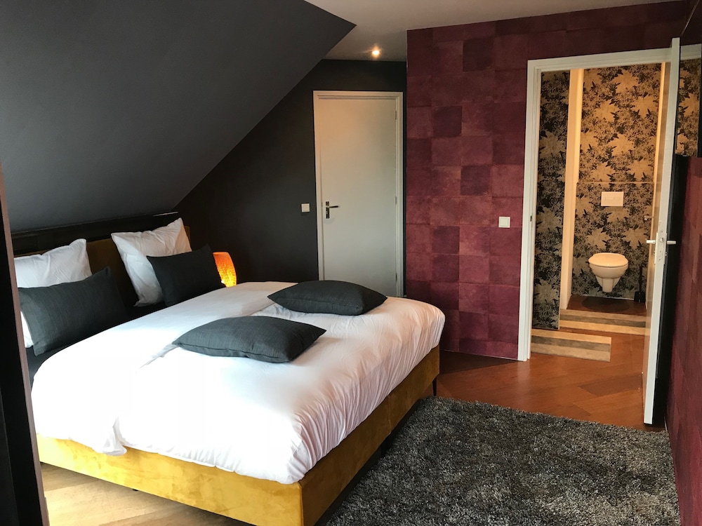 Panoramic Double Room, 1 King Bed, Lake View