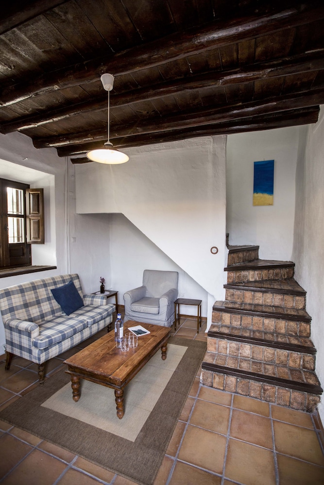 Dúplex Familiar (The Cottage)