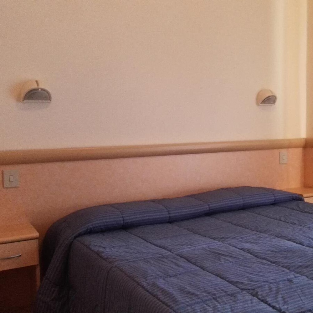 Apartment, 2 Bedrooms, Balcony, Sea View photo 2