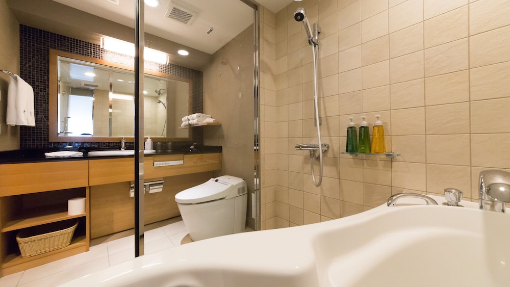 Executive Quadruple Room, Non Smoking (42㎡) - Photo 9